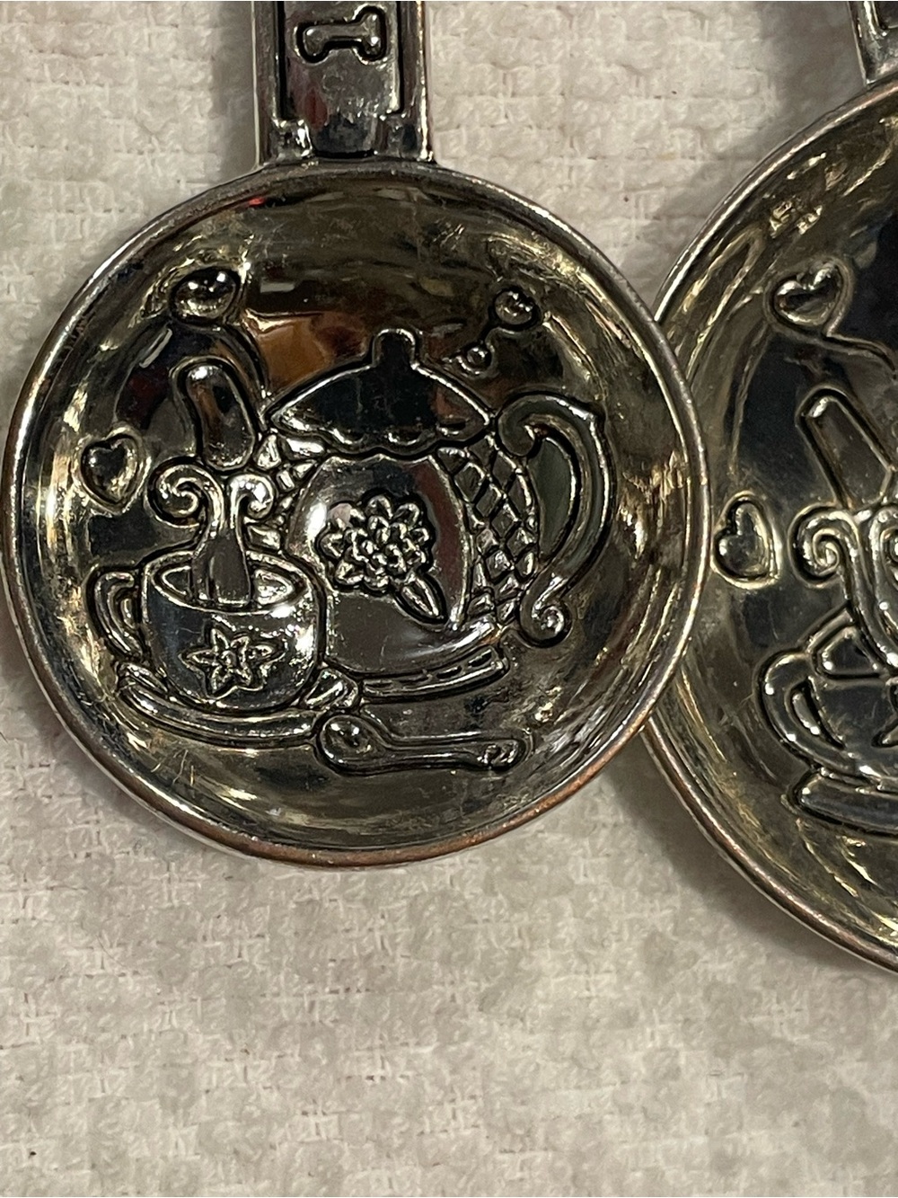 Source Unknown Silver-Tone Decorative Nesting Measuring Spoons - Picture 15 of 16